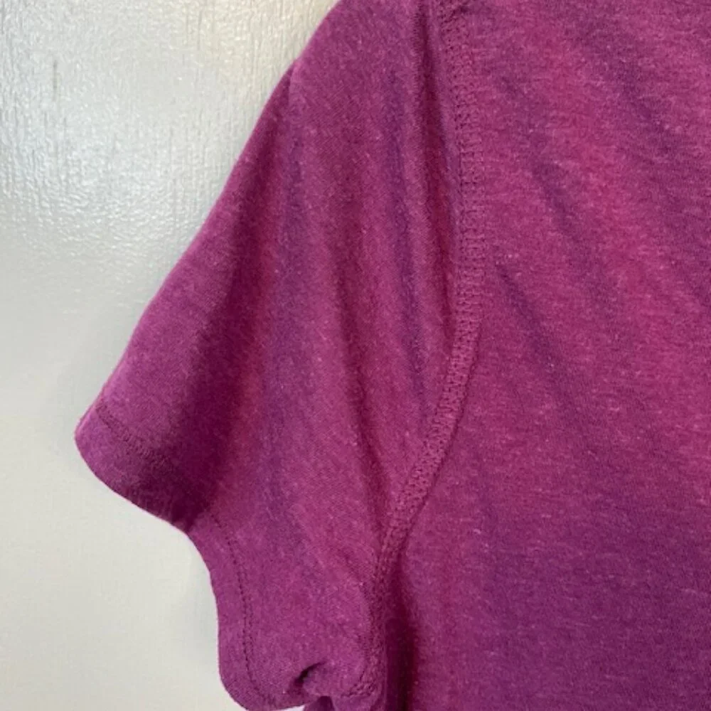 Athletic Purple short sleeve shirt - Picture 4 of 5